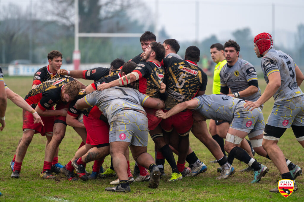 La Fiorini Pesaro Rugby piega la capolista Viadana